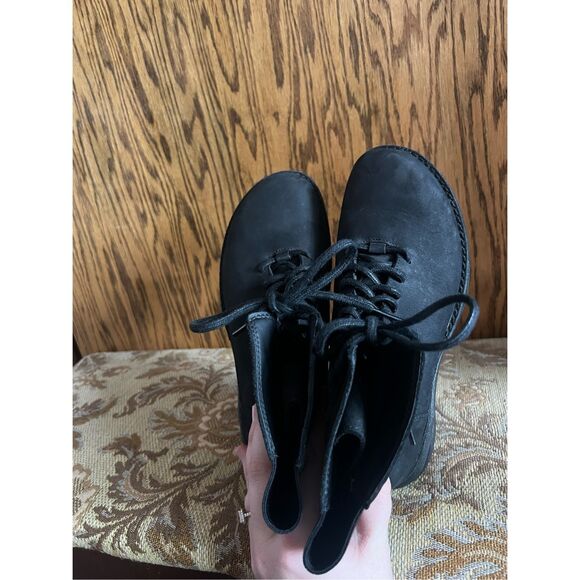 Merrell Black Boots Woman’s Size 8 - Picture 8 of 11
